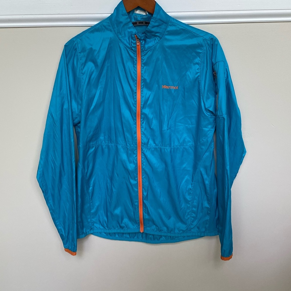 🍍Marmot blue windbreaker size L